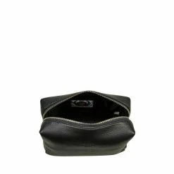 OSPREY LONDON Black The Kelso Leather Washbag 2 OSPREY LONDON Black The Kelso Leather Washbag -Osprey LondonSales unnamed file 1509