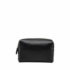 OSPREY LONDON Black The Kelso Leather Washbag 3 OSPREY LONDON Black The Kelso Leather Washbag -Osprey LondonSales unnamed file 1510
